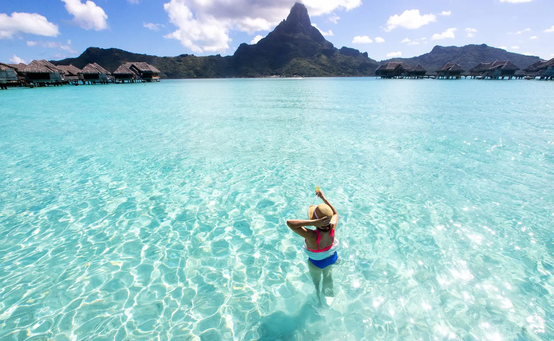 Bora Bora lagoon with Mount Otemanu